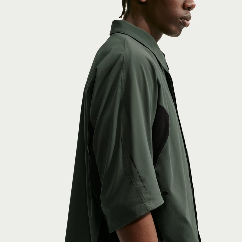 Koszulka Nike Tech Helios Dri-FIT "Camo Green" | Mezczyzni | Sportstyle | 01 | SPORTSHOWROOM