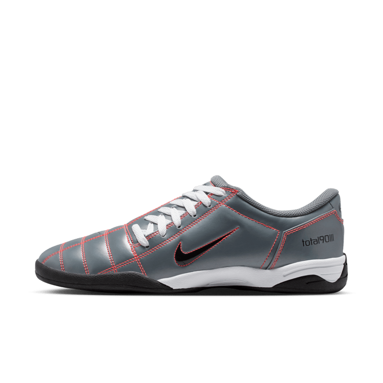Nike Total 90