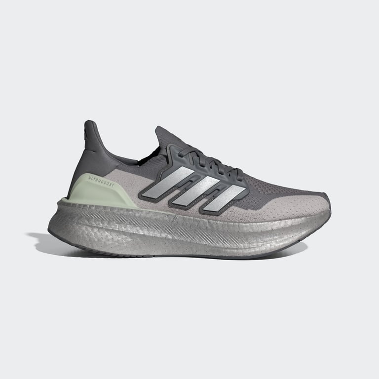 adidas Ultraboost 5