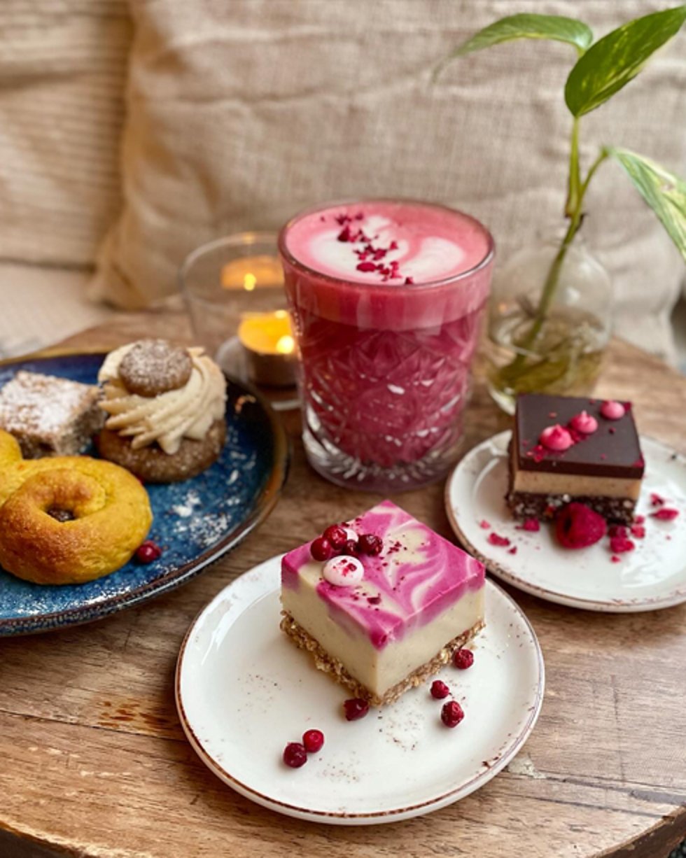 Fern & Fika 1094 03
