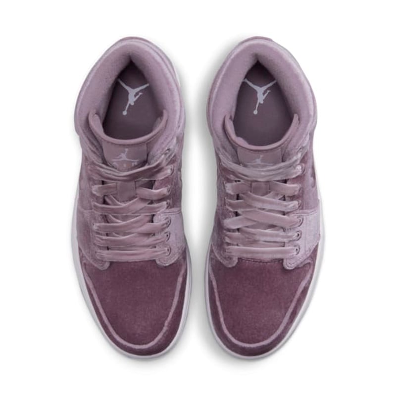 Jordan 1 Mid SE DQ8397-500 02