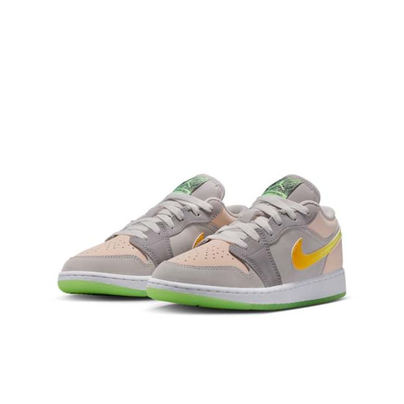Jordan 1 Low HQ2030-001 05