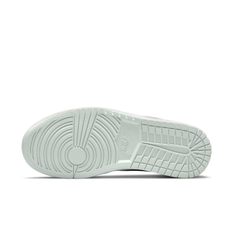 Jordan 1 Low SE CZ0776-300 02
