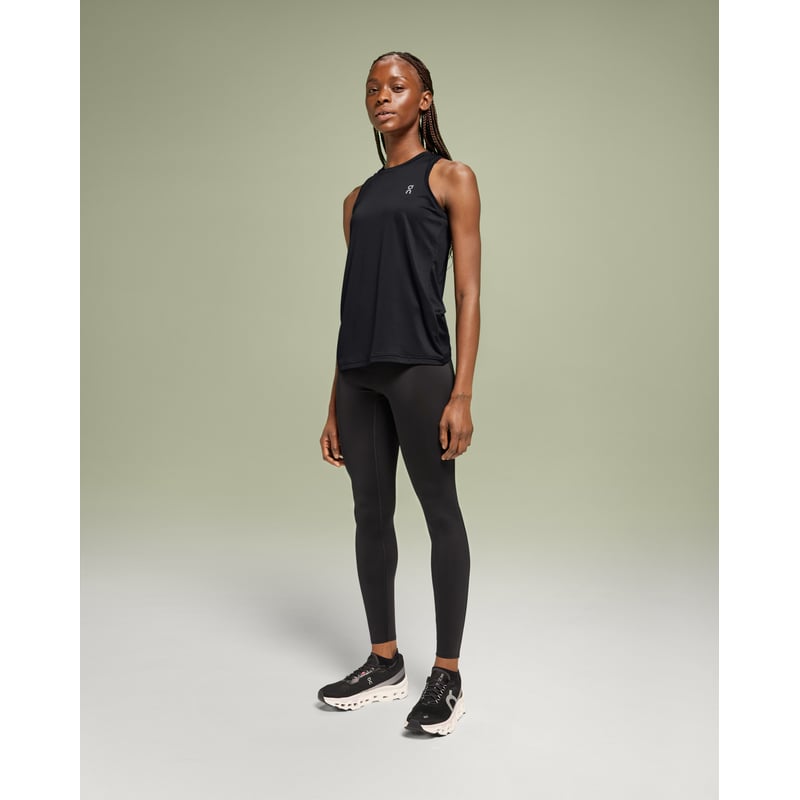 Fanelaki On Core "Black" | | | 01 | SPORTSHOWROOM