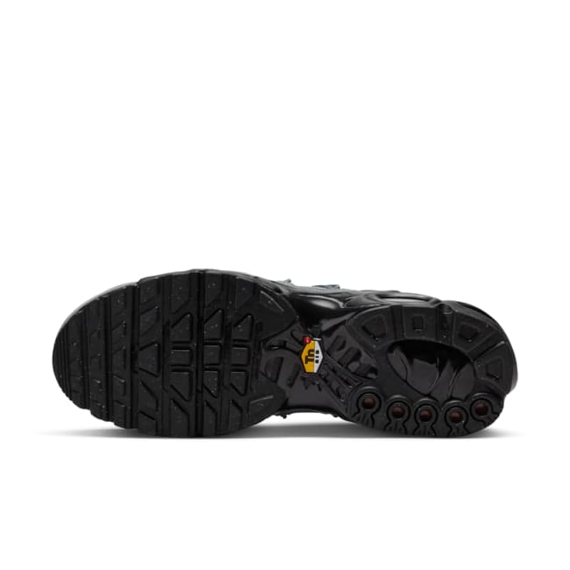 Nike Air Max Plus Utility FD0670-002 03
