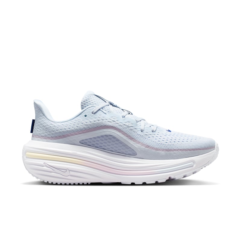 Nike Winflo 12 Laufschuhe "Football Grey & Bleached Lilac" | Damen | Laufen | 03 | SPORTSHOWROOM