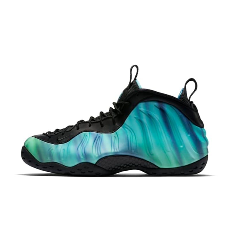 Nike Air Foamposite One PRM 840559-001 01