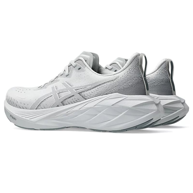 ASICS Novablast 4 1011B693-021 03