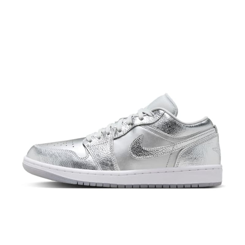 Jordan 1 Low SE FN5030-001 01