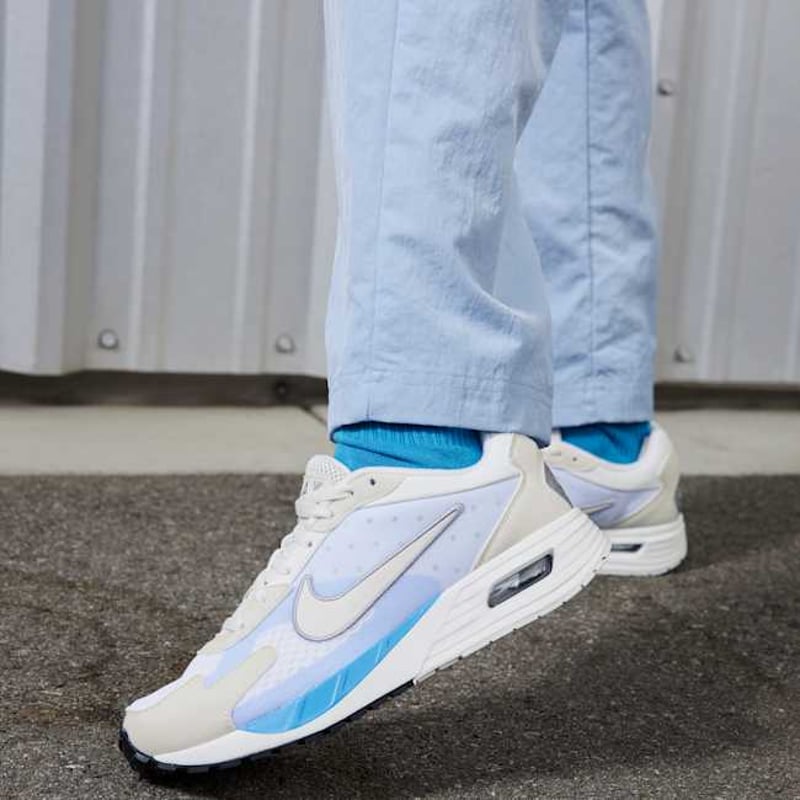 Nike Air Max Solo FN0784-103 02