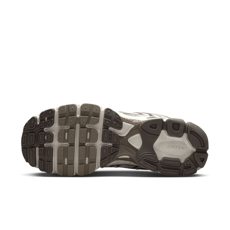 Nike Air Max Moto 2K IO1915-030 02