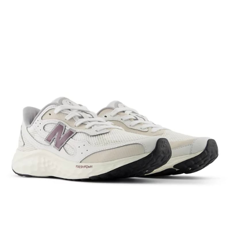Tekaški copati New Balance Fresh Foam Arishi v4 Tiralux "White & Timberwolf" | Moški | Tek | 02 | SPORTSHOWROOM