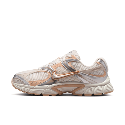 Tenisky Nike V5 RNR "Phantom & Shimmer" | Ženy | Sportstyle | 01 | SPORTSHOWROOM
