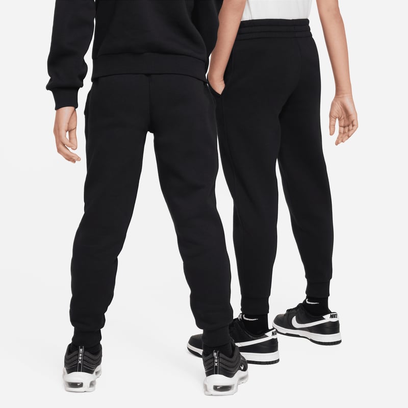 Nike Club Fleece FD3008-010 02