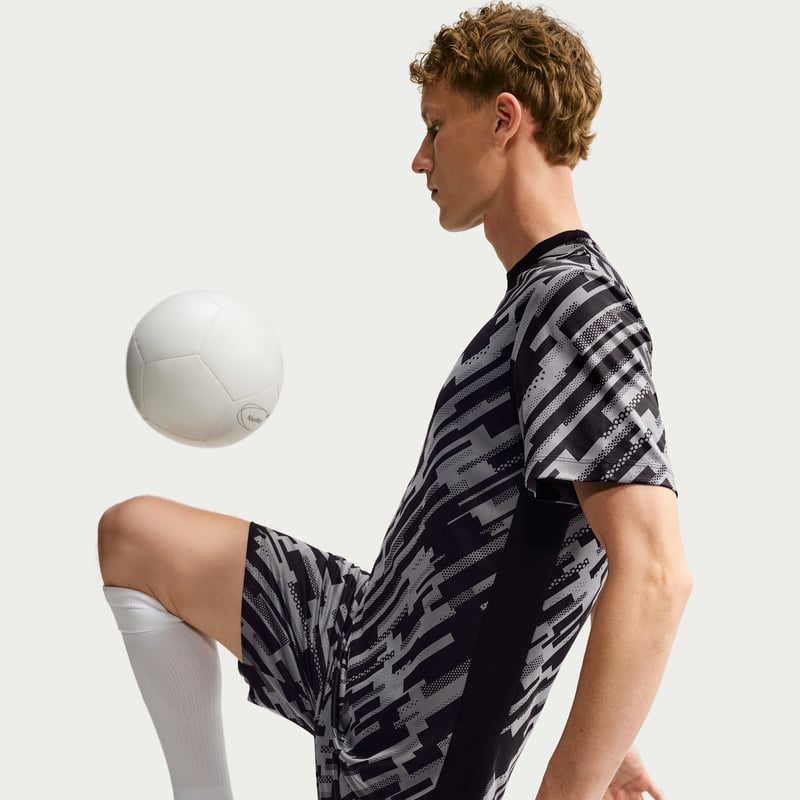 Nike Academy+ Dri-FIT Shirt "Black & Cool Grey" | Men | Football | 01 | SPORTSHOWROOM