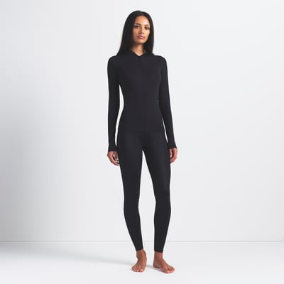 NikeSKIMS Shine IU8305-054 01