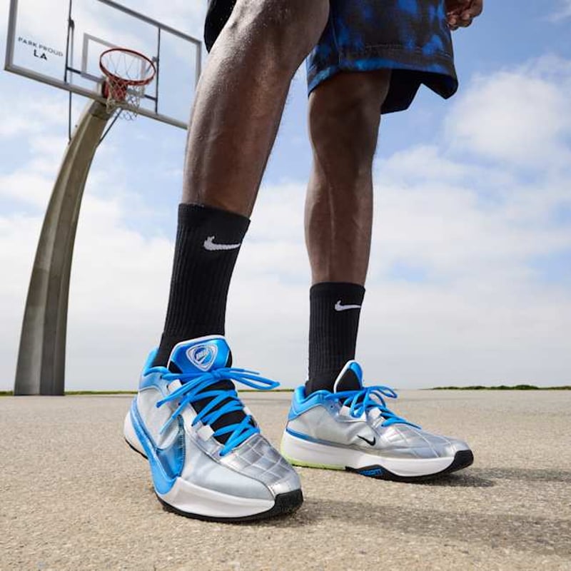 Nike Giannis Freak 5 DX4996-402 02