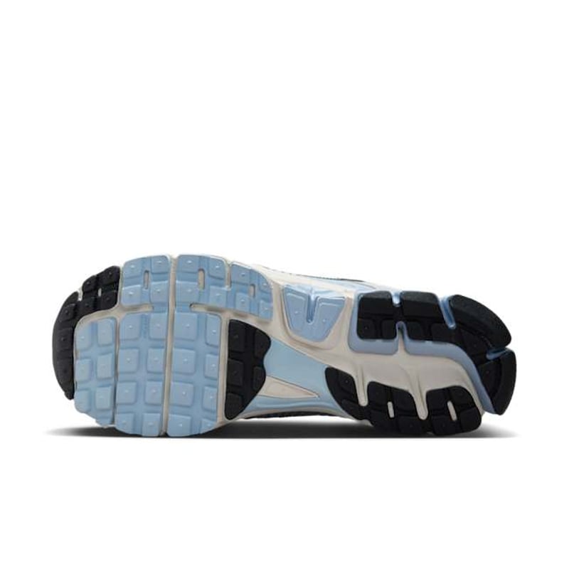 Nike Zoom Vomero 5 FQ7079-001 02