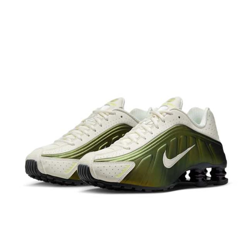 Nike Shox R4 IB8062-133 05