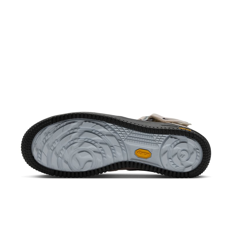 Superge Nike Air Force 1 Mid '07 GORE-TEX Vibram "Summit White & Black" | Moški | Sportstyle | 02 | SPORTSHOWROOM