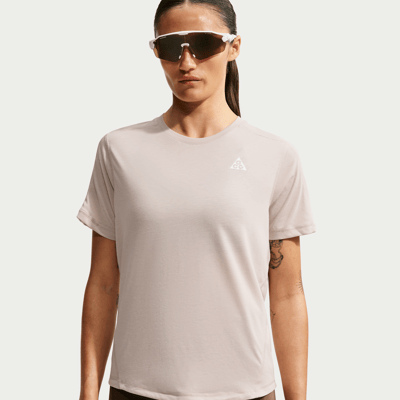 Nike ACG Dri-FIT Troja "Cream II" | Kvinnor | Utomhus | 01 | SPORTSHOWROOM