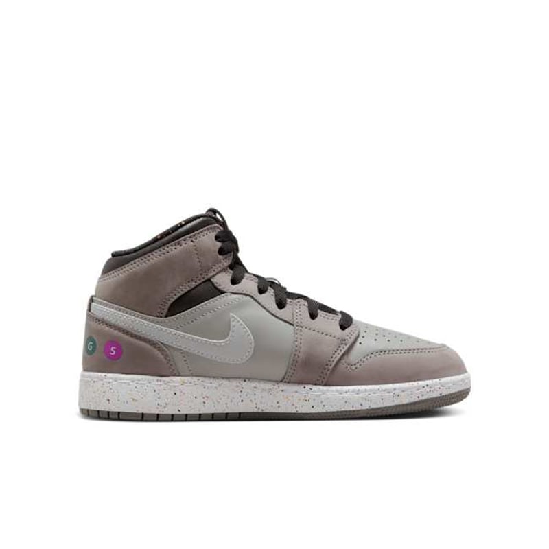 Jordan 1 Mid FZ1209-001 03