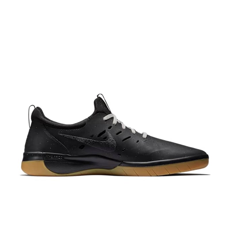 Nike SB Nyjah Free AA4272-002 03