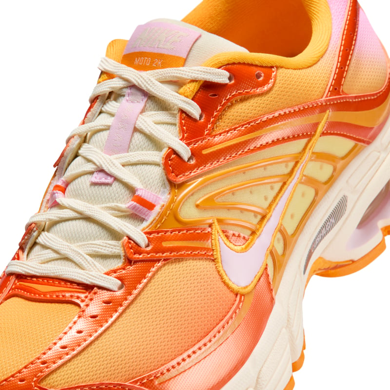 Nike Air Max Moto 2K IQ0381-818 07