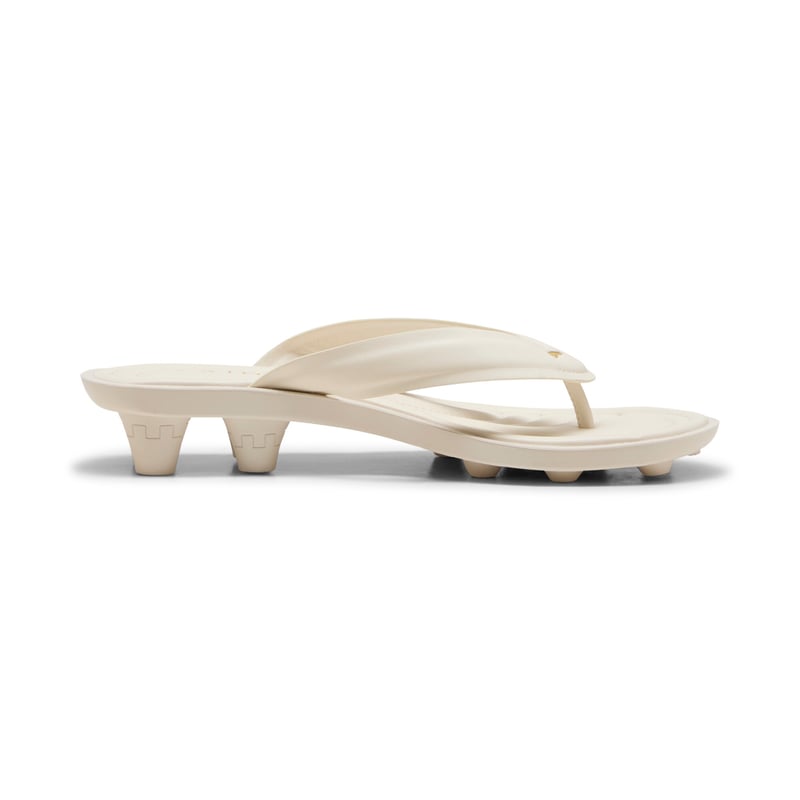 PUMA Cat Cleat Slides x FENTY 404770-01 03
