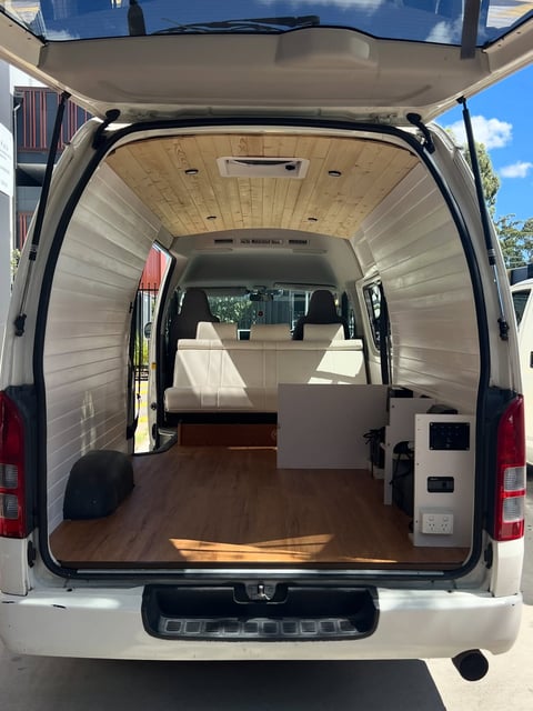 Ideas to kick off your van conversion:
Interiors 
Insulated 
Cork 
Linen 
Panels 
Carpet 

#katainterior