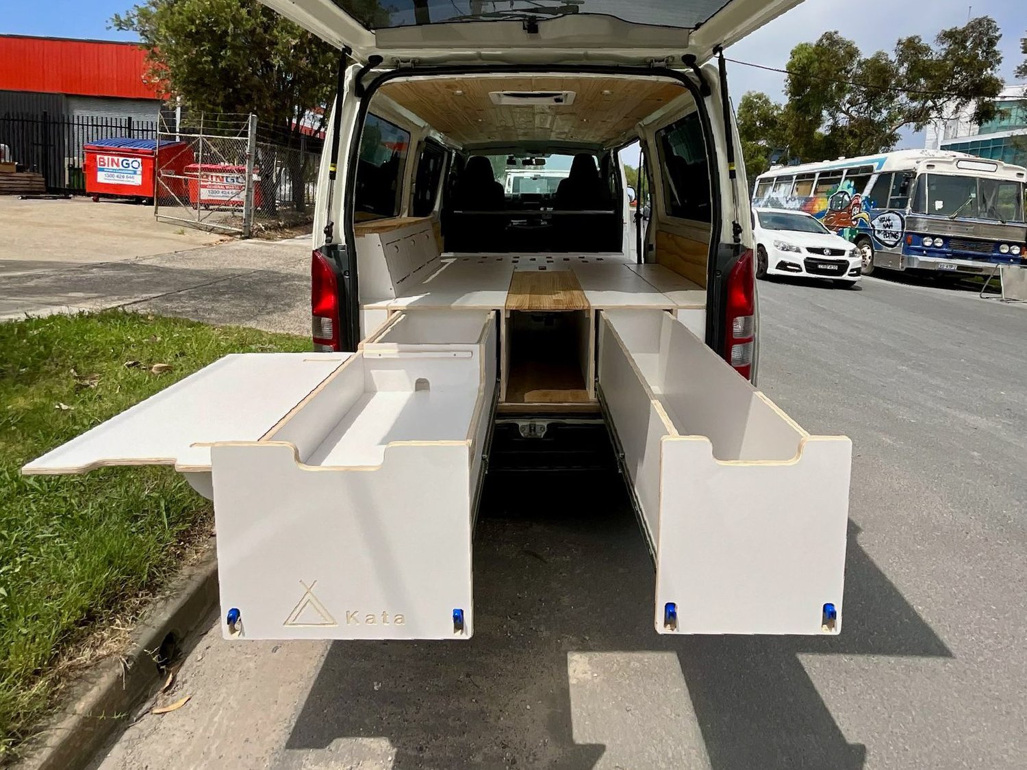 Vanbox XL Storage with Table - Image 12