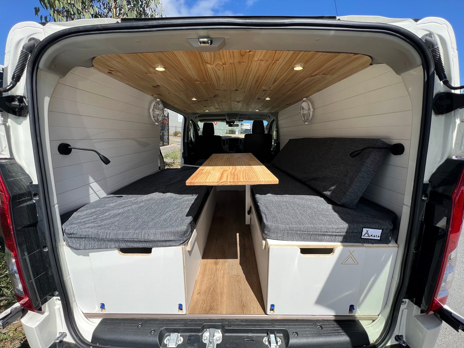 Vanbox 1200 LWB - 1200mm with Table - Image 10