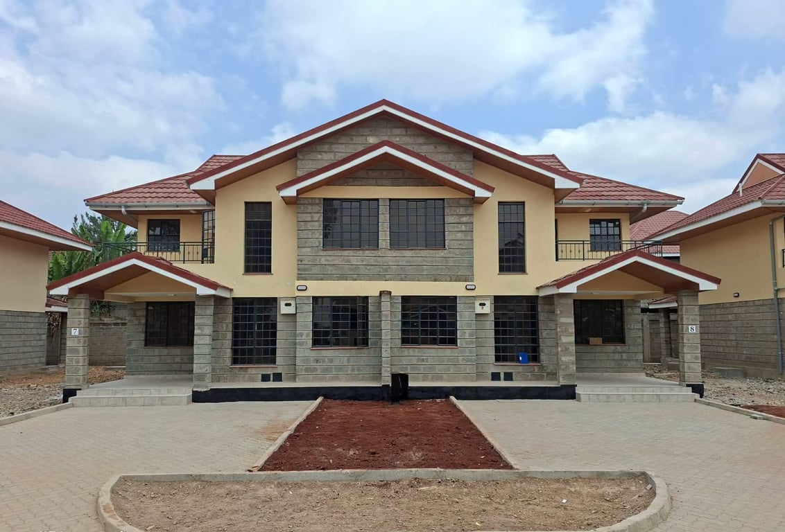 4 Bedroom all Ensuite Semi detached Town House for sale in Syokimau