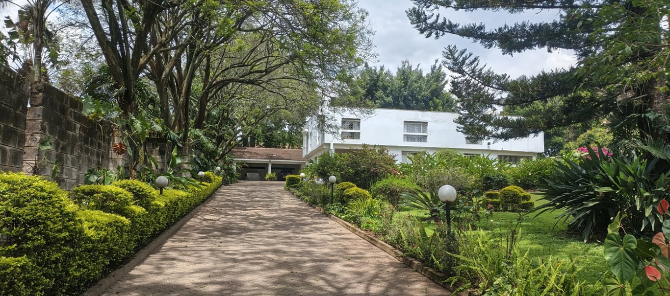 Mansion for Sale in Thigiri 