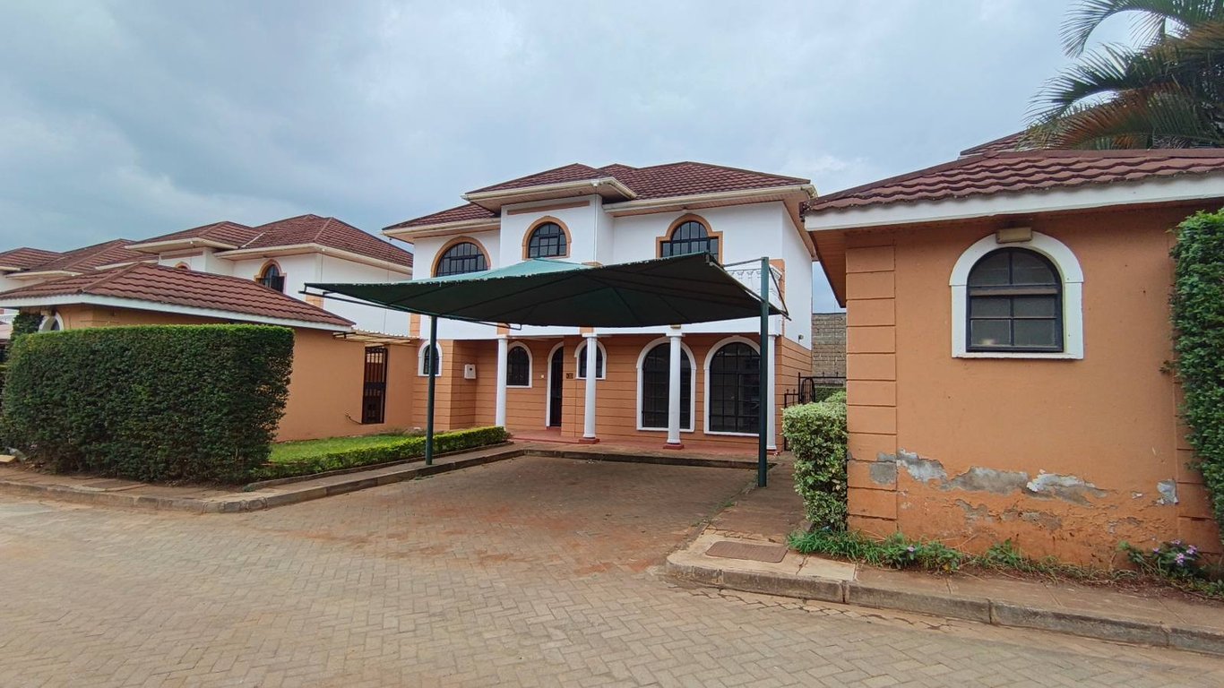 5 Bedroom Villa for Sale in Fivestar Meadows 