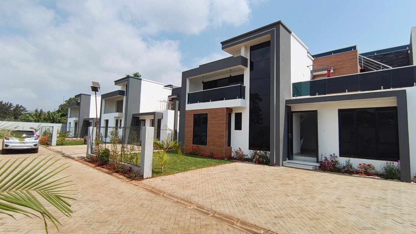 5 Bedroom Villa for Sale in Mugutha, Ruiru
