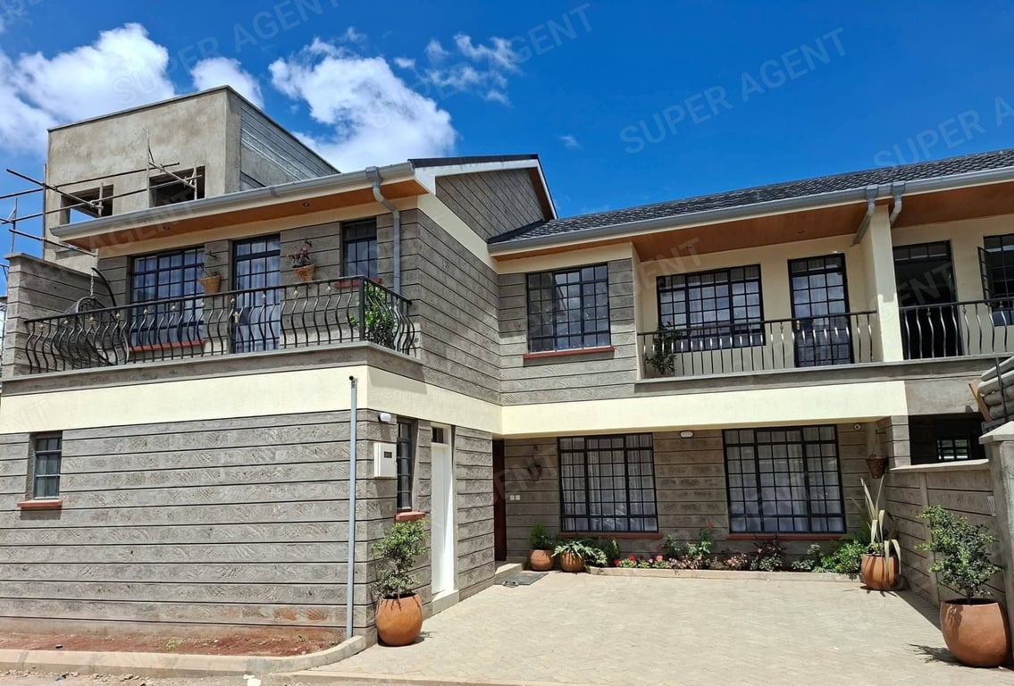 4-Bedroom All En-suite Town Houses with DSQ for Sale in Syokimau, Off Mombasa Road