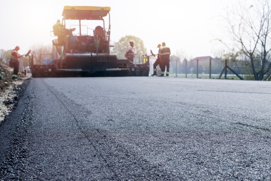 5 Warning Signs Your Orlando Property Needs Professional Asphalt Paving or Milling