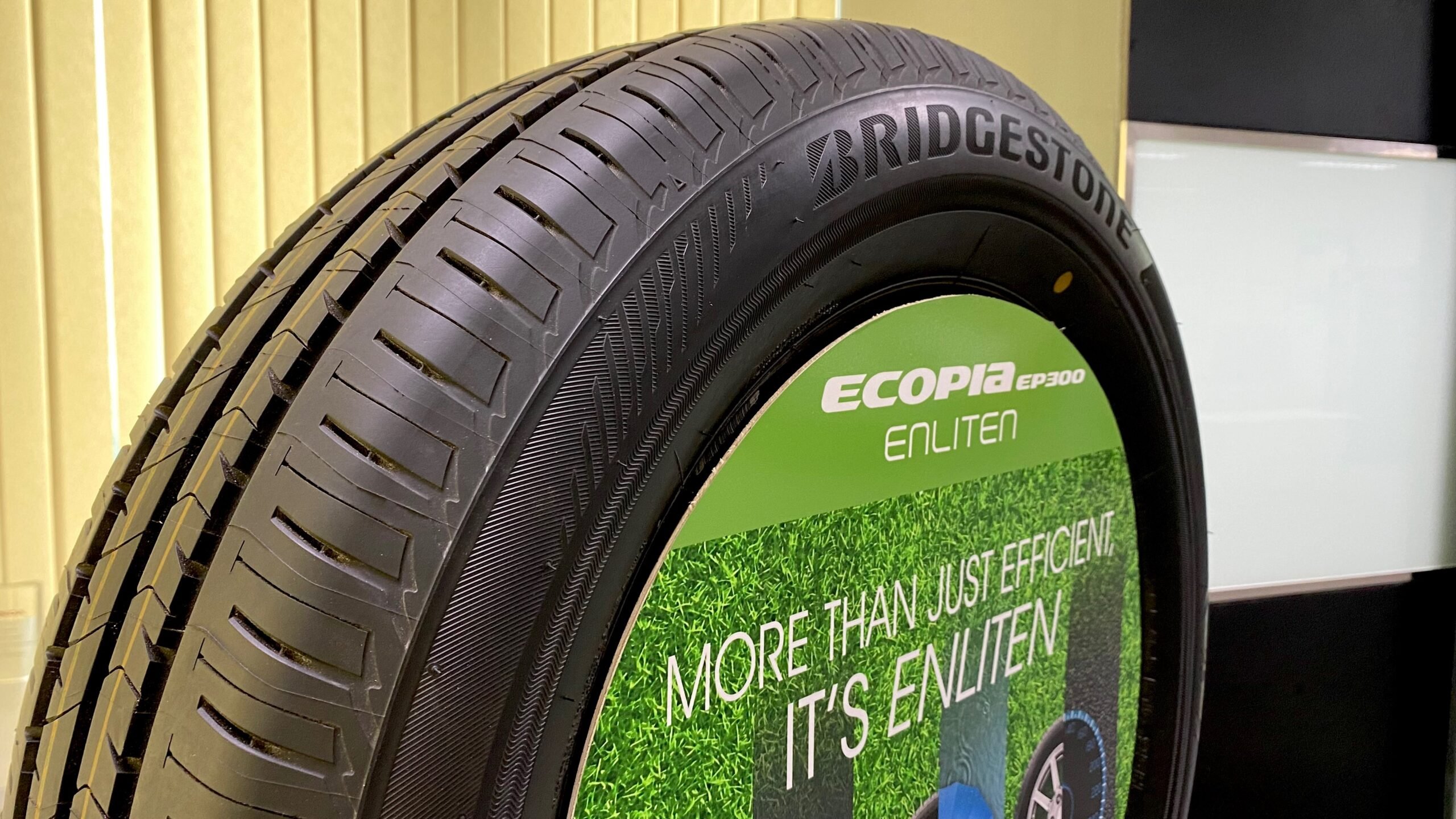 Bridgestone Perluas Opsi Produk Ecopia lewat Ecopia EP300 ENLITEN