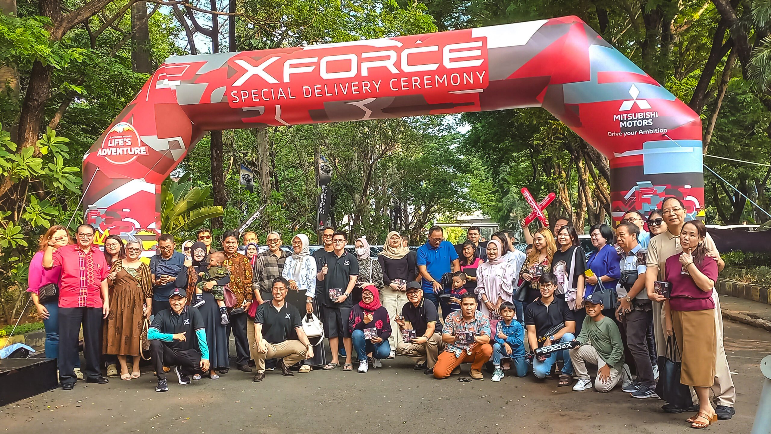 Mitsubishi Serahkan 75 Unit Xforce Ke Konsumen Di Kelapa Gading