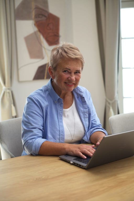 Petra Oliva v kanceláři BIDLI Praha