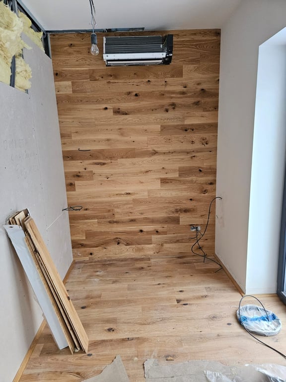 Dřevěný obklad stěny