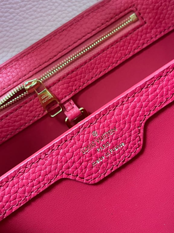 LOUIS VUITTON CAPUCINES MM SCARLET RED 27CM