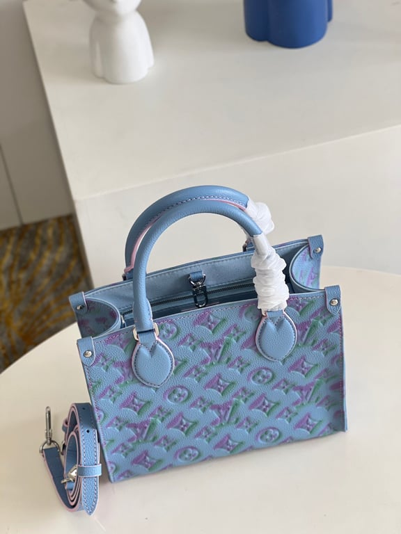 LOUIS VUITTON ONTHEGO PM 25CM PURPLE