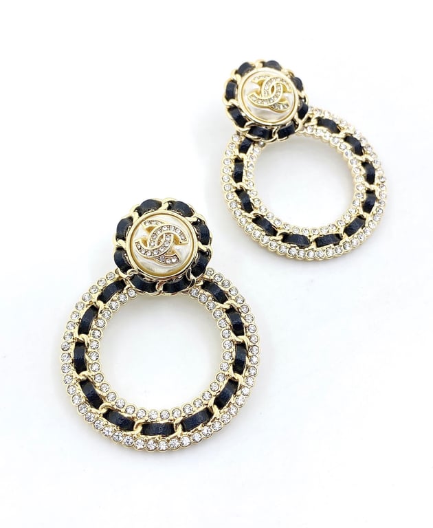 CHANEL CRYSTAL STRING EARRINGS