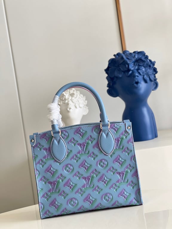 LOUIS VUITTON ONTHEGO PM 25CM PURPLE