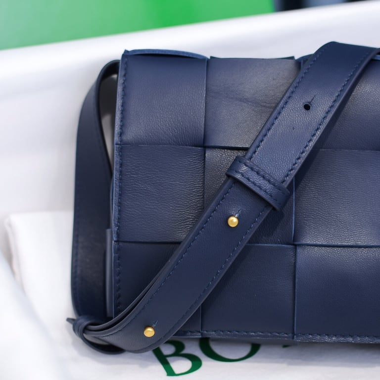 BOTTEGA VENETA NAVY CASSETTE INTRECCIATO LEATHER CROSS-BODY BAG