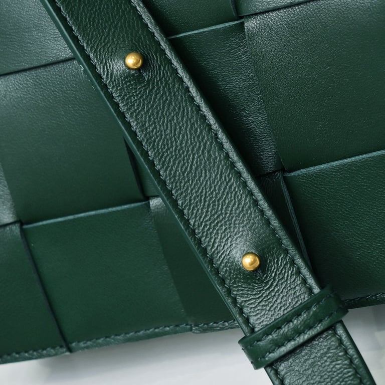 BOTTEGA VENETA SEAWEAD CASSETTE INTRECCIATO LEATHER CROSS-BODY BAG