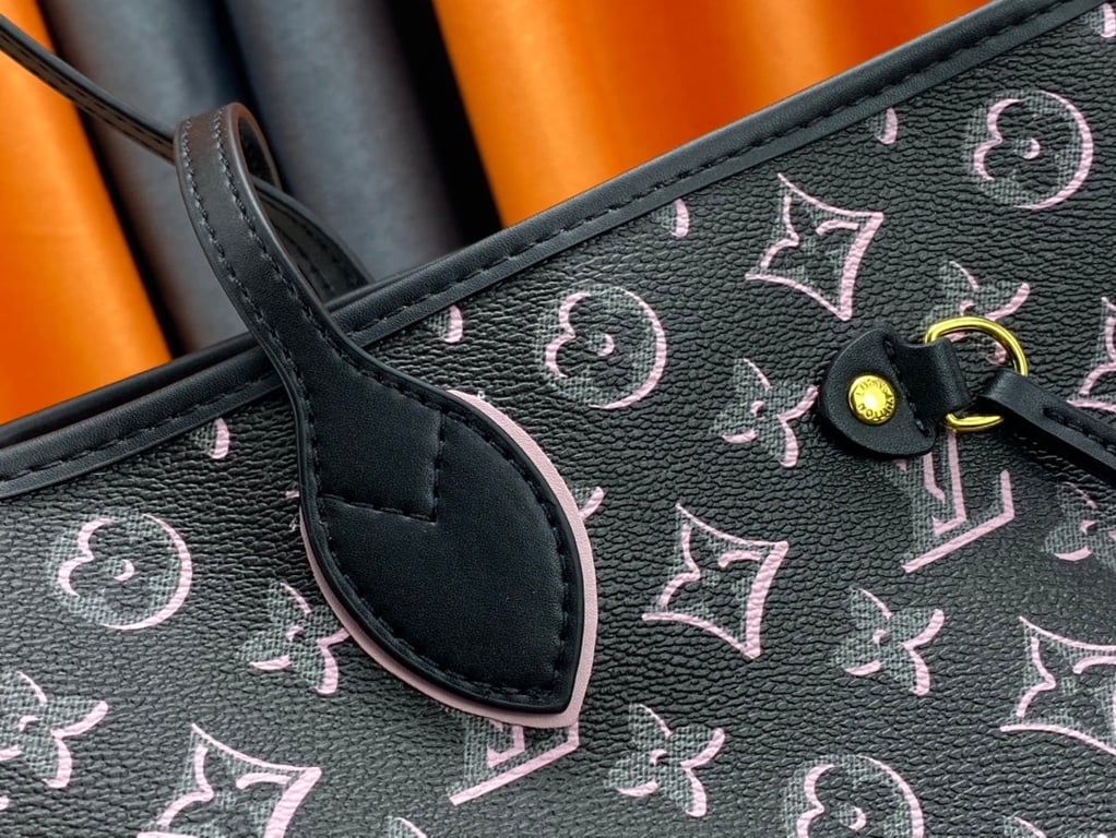 LOUIS VUITTON NEVERFULL MM 31CM M46137