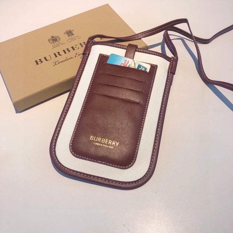 BURBERRY WHITE MOBILE PHONE BAGS AND COIN PURSES